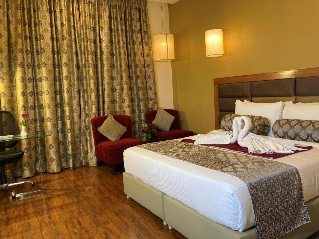 Hotel Ramanashree Richmond Бангалор Экстерьер фото